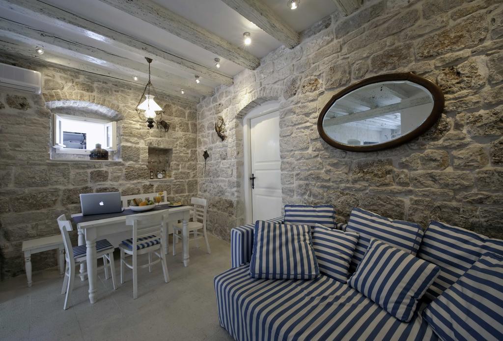 Apartment Whooart Komiža الغرفة الصورة